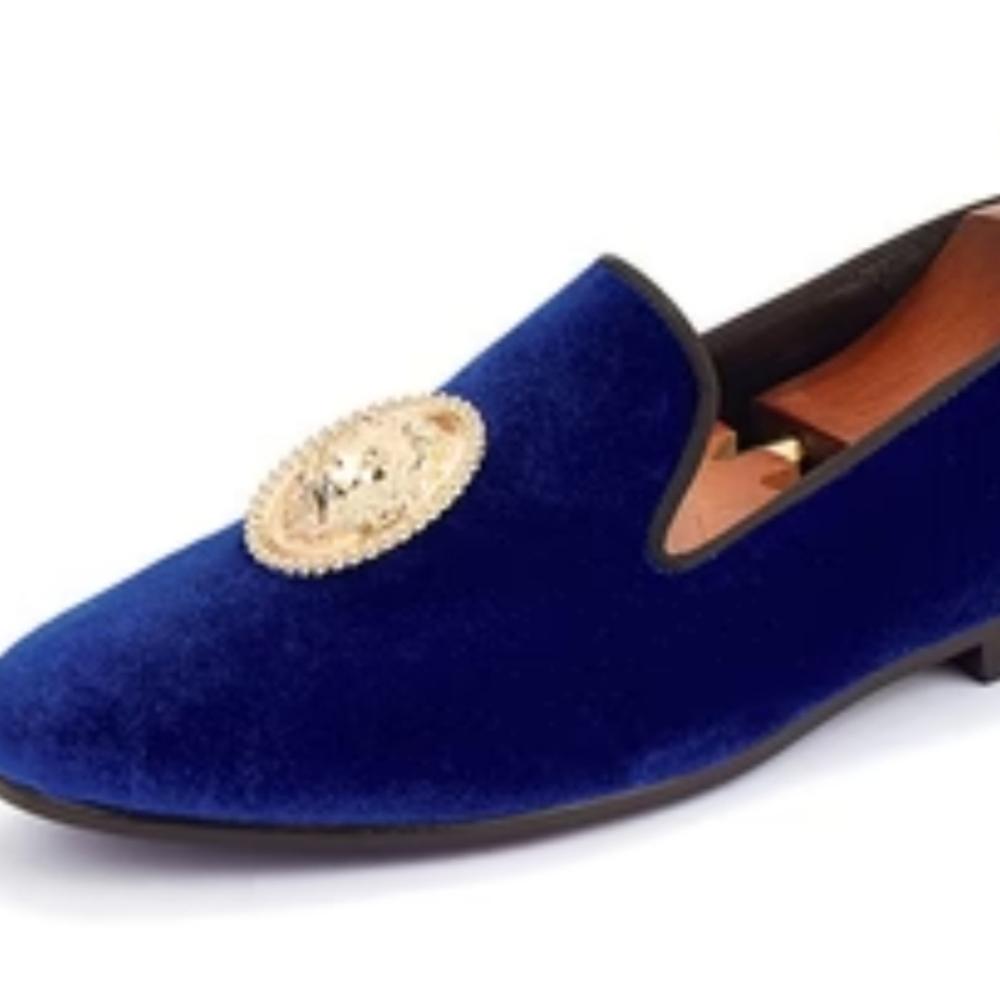 GORGEOUS Lion Head Shoe Clips - Picture 2 of 9